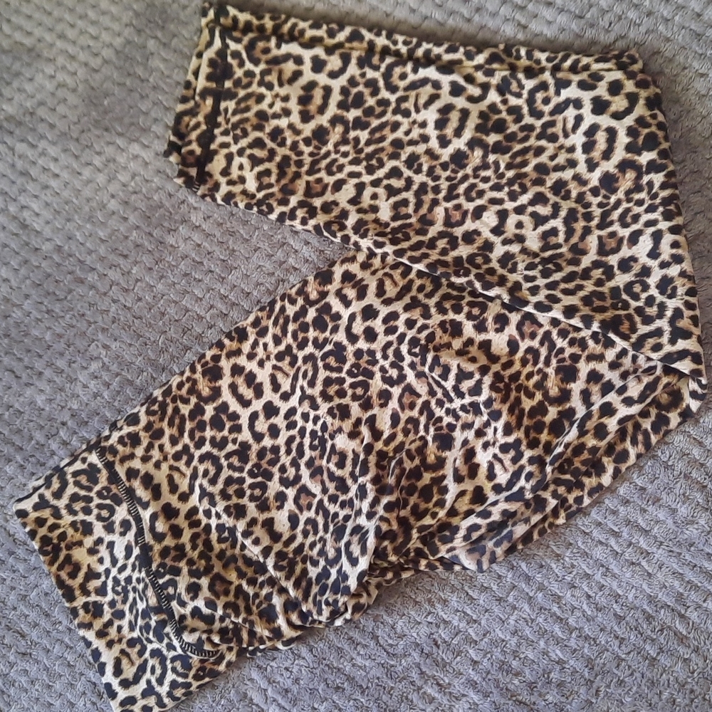 Leopard Brilliant Scrunchy What Hi-Rise 7/8 24"